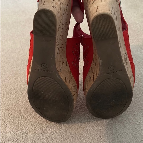 American Rag coral Women's Sandals - Picture 4 of 4